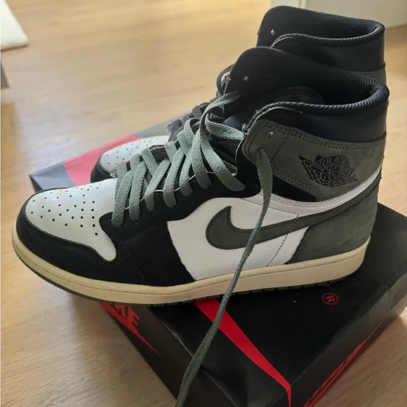 Jordan 1 high clay green